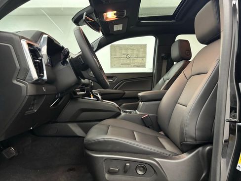 New 2026 GMC Canyon Elevation w/ Convenience Package image 16