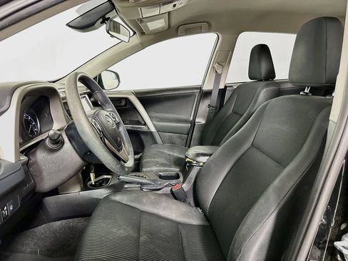 Used 2017 Toyota RAV4 LE FWD image 8