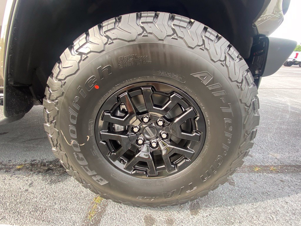 New 2026 Ford Bronco Raptor w/ Interior Carbon Fiber Pack AWD/4WD image 27