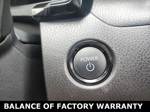 Used 2025 Toyota Camry SE image 31