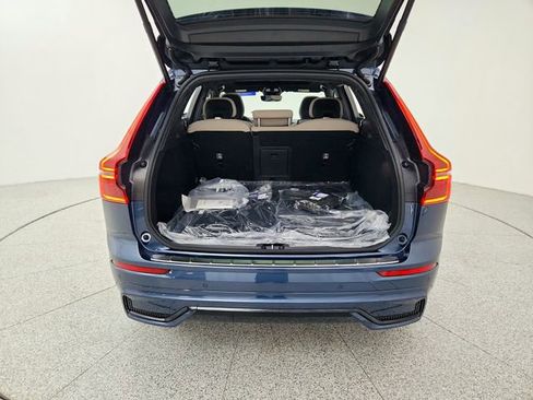 New 2026 Volvo XC60 B5 Plus w/ Protection Package Premier image 15
