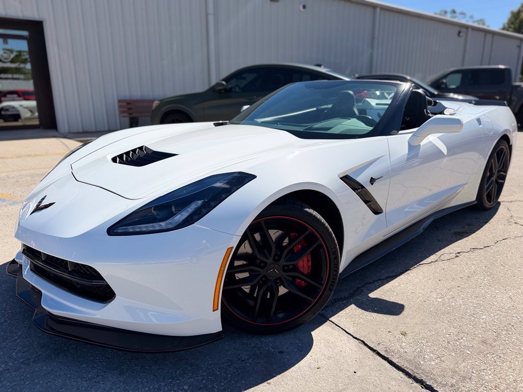 Used 2014 Chevrolet Corvette Stingray Convertible w/ 3LT Preferred Equipment Group RWD image 14