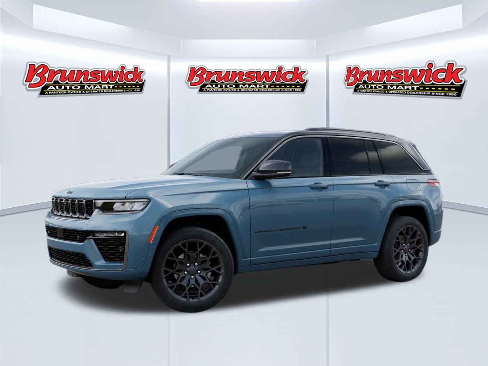 New 2027 Jeep Grand Cherokee Summit AWD/4WD image 2