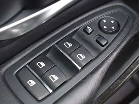 Used 2016 BMW 328i xDrive Sedan w/ Technology Package image 15