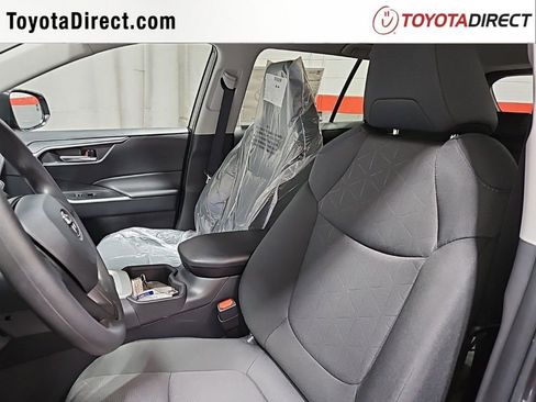 New 2025 Toyota RAV4 XLE image 11