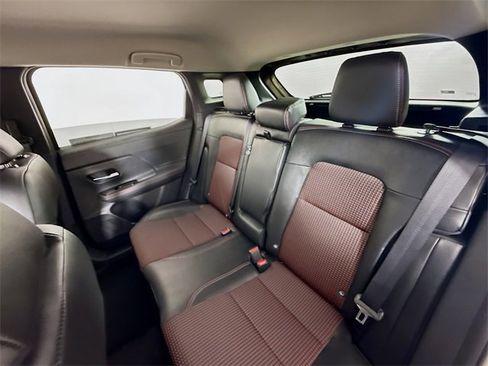 Certified 2025 Nissan Kicks SR image 8