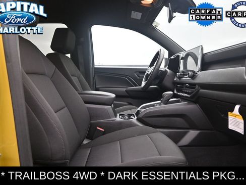 Used 2024 Chevrolet Colorado Trail Boss w/ LPO, Dark Essentials Package AWD/4WD image 12