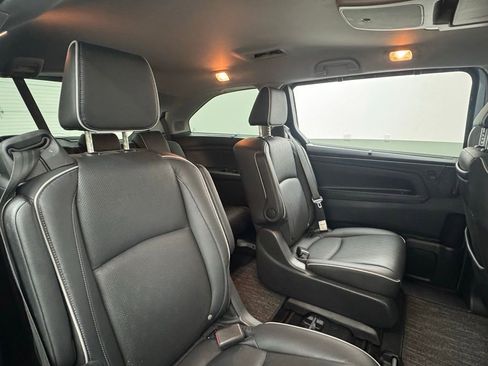 Used 2024 Honda Odyssey Elite image 23