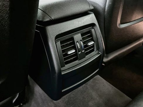 Used 2015 BMW 320i Sedan RWD image 23