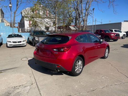 Used 2014 MAZDA MAZDA3 i Touring w/ Moonroof Package 1 FWD image 5