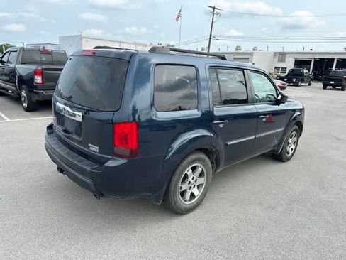 Used 2011 Honda Pilot Touring image 16