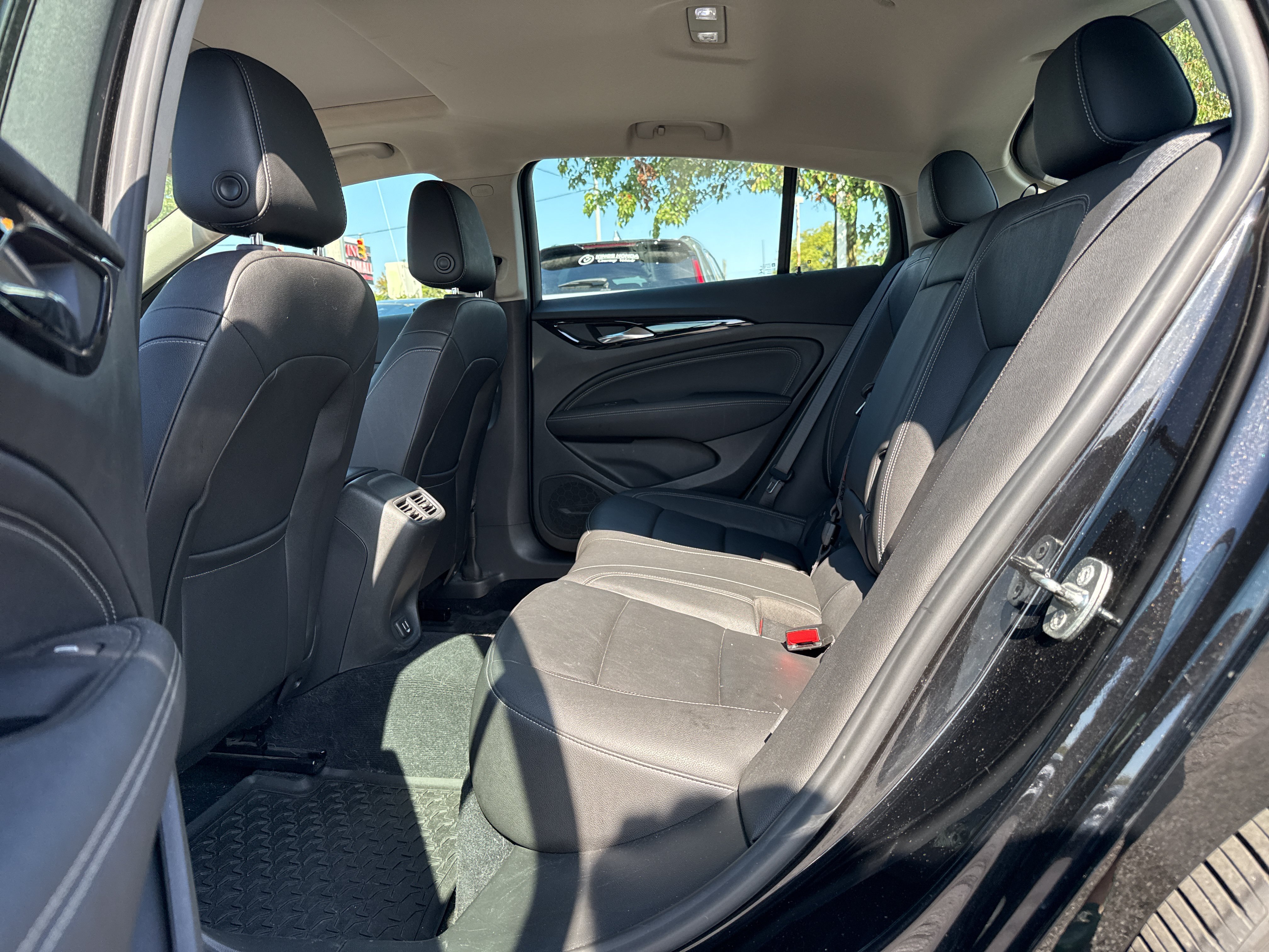 Used 2019 Buick Regal Essence w/ Driver Confidence Package I AWD/4WD image 12