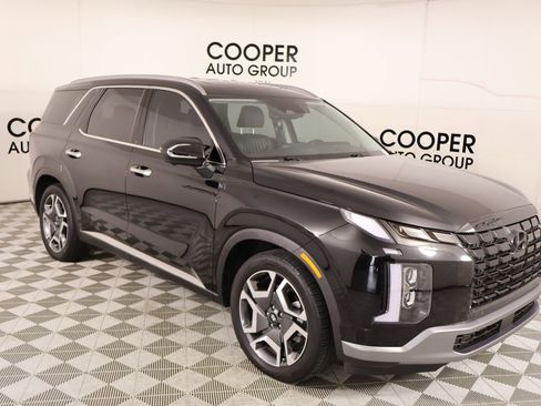 Used 2023 Hyundai Palisade Limited w/ Cargo Package image 1