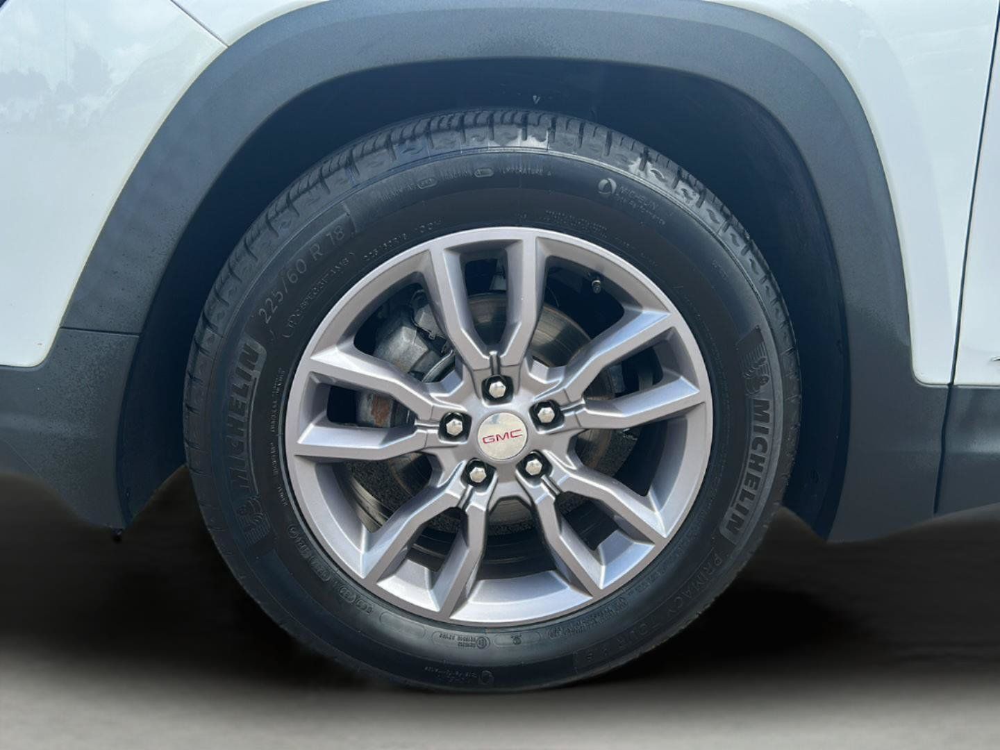 Used 2023 GMC Terrain SLT w/ Tech Package FWD image 27