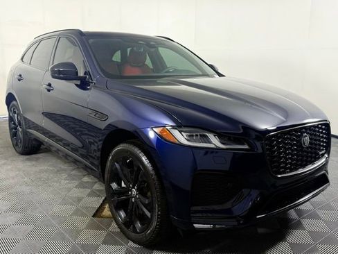 New 2025 Jaguar F-PACE R-Dynamic S image 10