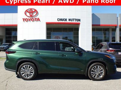 Used 2024 Toyota Highlander Platinum