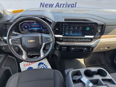 Certified 2025 Chevrolet Silverado 1500 LT image 8