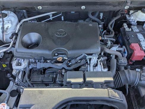 Used 2020 Toyota RAV4 LE image 20