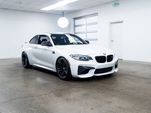 Used 2017 BMW M2 image 23
