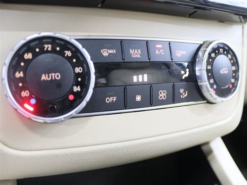Used 2019 Mercedes-Benz GLE 400 4MATIC image 38