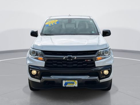 Used 2022 Chevrolet Colorado Z71 image 2