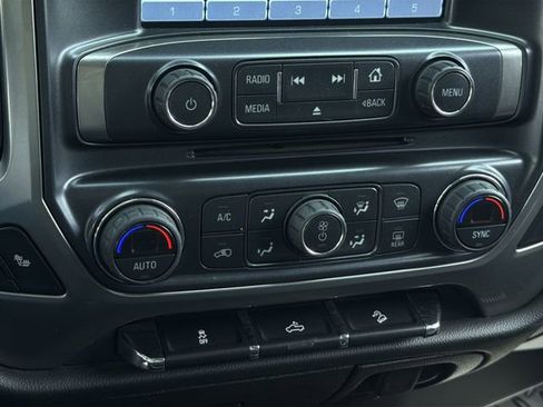 Used 2018 Chevrolet Silverado 1500 LT w/ All Star Edition image 24