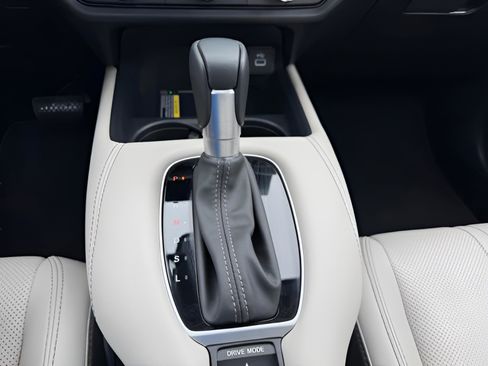 Certified 2025 Honda HR-V EX-L image 16