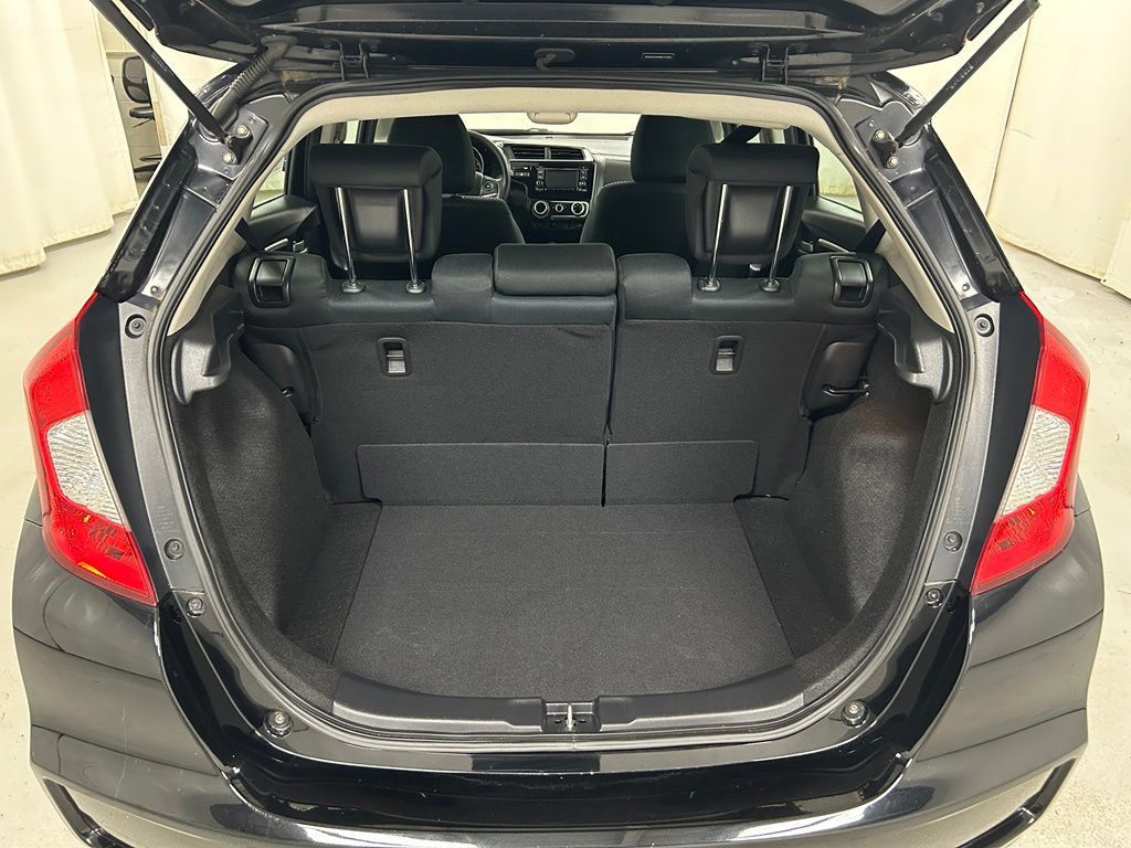 Used 2019 Honda Fit LX image 11