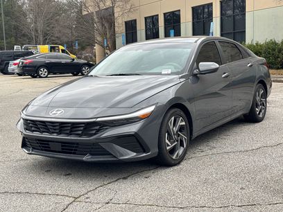 Certified 2025 Hyundai Elantra SEL w/ Cargo Package