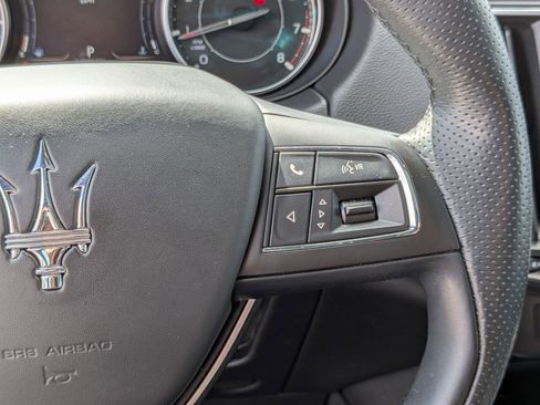 Used 2022 Maserati Levante GT AWD/4WD image 19