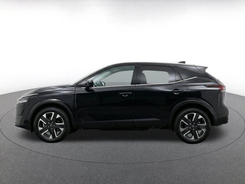 Used 2026 Nissan Kicks SV w/ Cold Weather Package AWD/4WD image 4