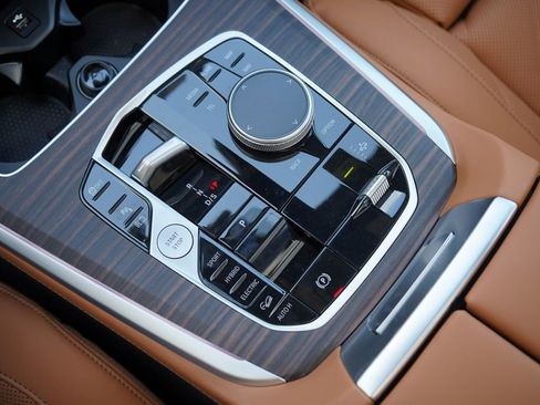 New 2026 BMW X5 xDrive50e w/ M Sport Package image 19