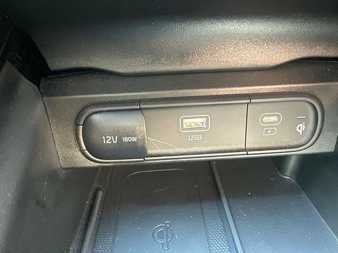 Used 2025 Kia Telluride SX Prestige X-Pro AWD/4WD image 21