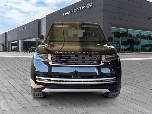 New 2026 Land Rover Range Rover Long Wheelbase SE image 8