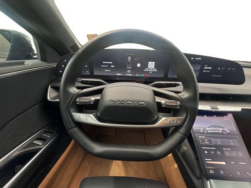 Used 2025 Lucid Air Touring AWD/4WD image 14