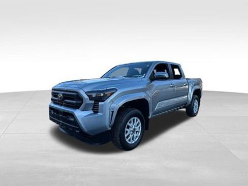 Used 2024 Toyota Tacoma SR5 image 2