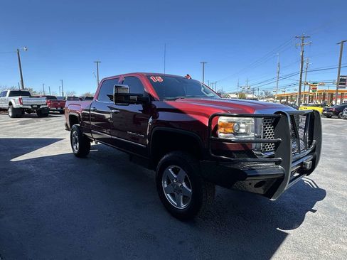 Used 2015 GMC Sierra 2500 Denali w/ Duramax Plus Package image 4