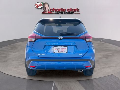 Used 2023 Nissan Kicks SR FWD image 5