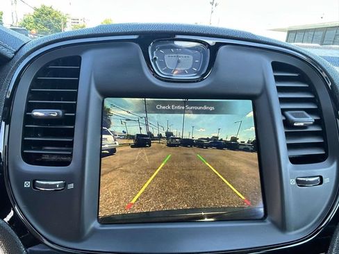 Used 2022 Chrysler 300 S RWD image 16
