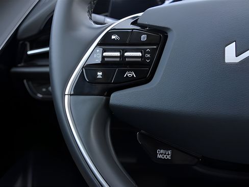Used 2024 Kia Niro Wind FWD image 17