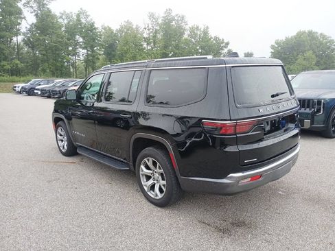 Used 2022 Jeep Wagoneer Series II AWD/4WD image 3