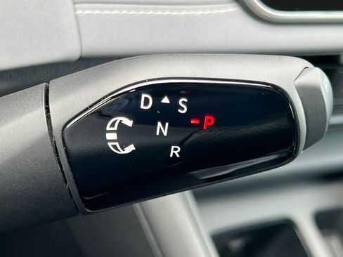 New 2026 Volkswagen Tiguan SE R-Line AWD/4WD image 23