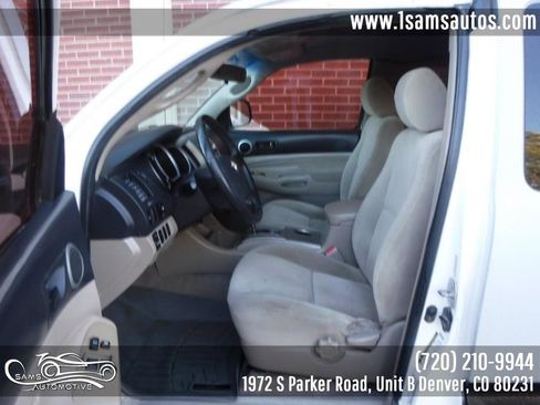 Used 2005 Toyota Tacoma 4x4 Access Cab image 11