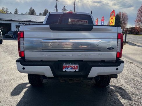 Used 2017 Ford F250 Platinum w/ Platinum Ultimate Package AWD/4WD image 4