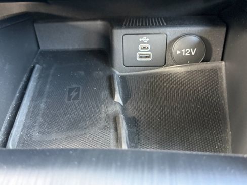 Used 2025 Ford Escape Platinum AWD/4WD image 41