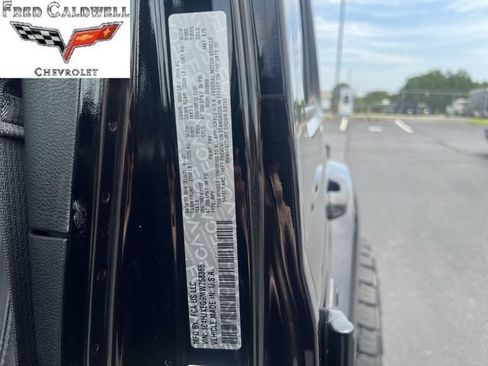 Used 2021 Jeep Wrangler Unlimited Sahara AWD/4WD image 39
