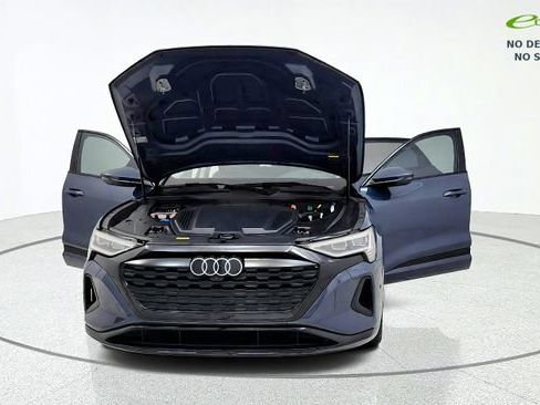 Used 2024 Audi Q8 e-tron Premium Plus w/ Premium Plus Package AWD/4WD image 13