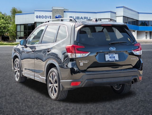 Certified 2023 Subaru Forester Limited AWD/4WD image 3