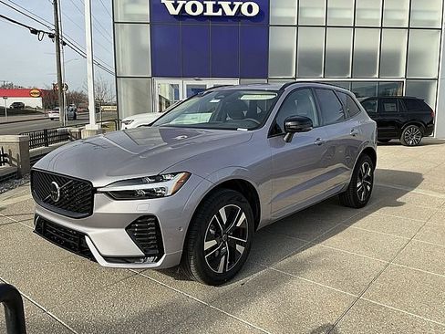 New 2026 Volvo XC60 B5 Plus w/ Protection Package Premier image 3
