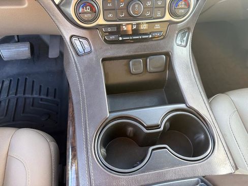 Used 2016 Chevrolet Tahoe LT RWD image 25